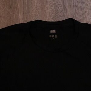 Uniqlo Black Crew Neck Short Sleeve T Shirt Size XL Basic Essential